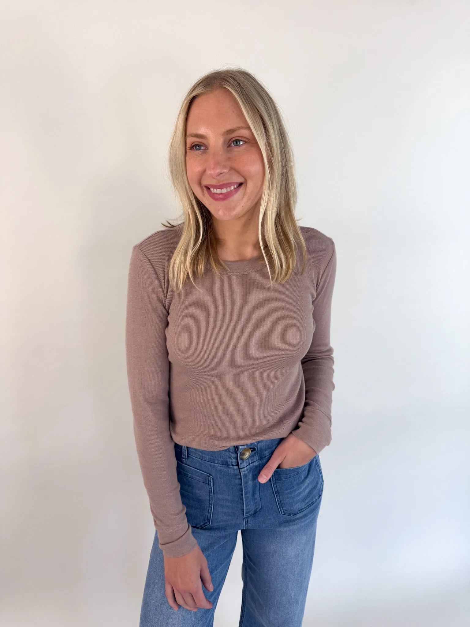 Jensen Round Neck Top- Mocha