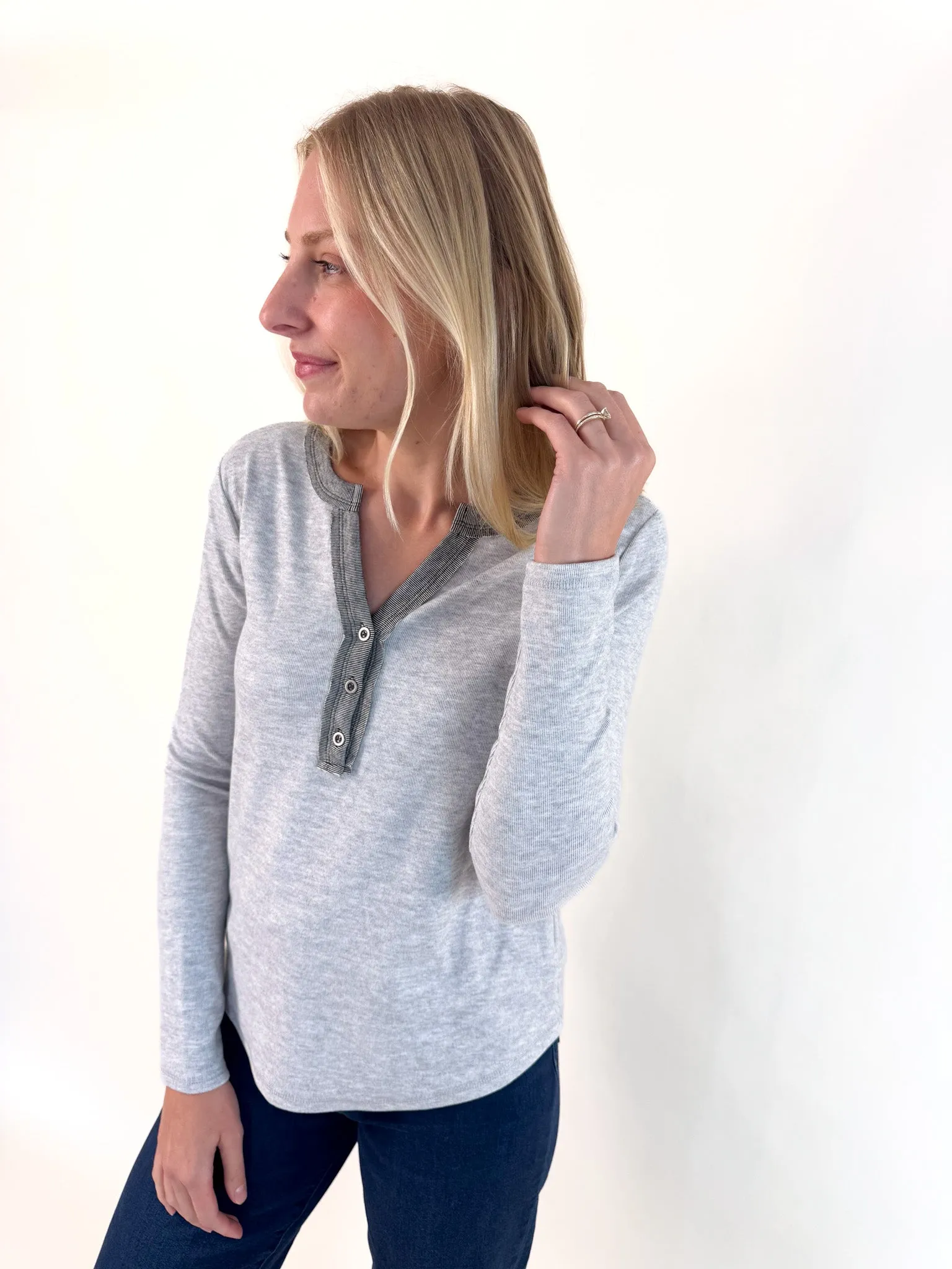 Jeslyn Color Trimmed Button Henley