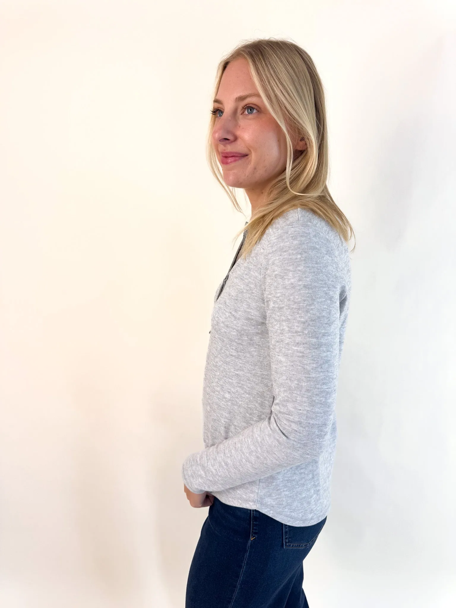 Jeslyn Color Trimmed Button Henley