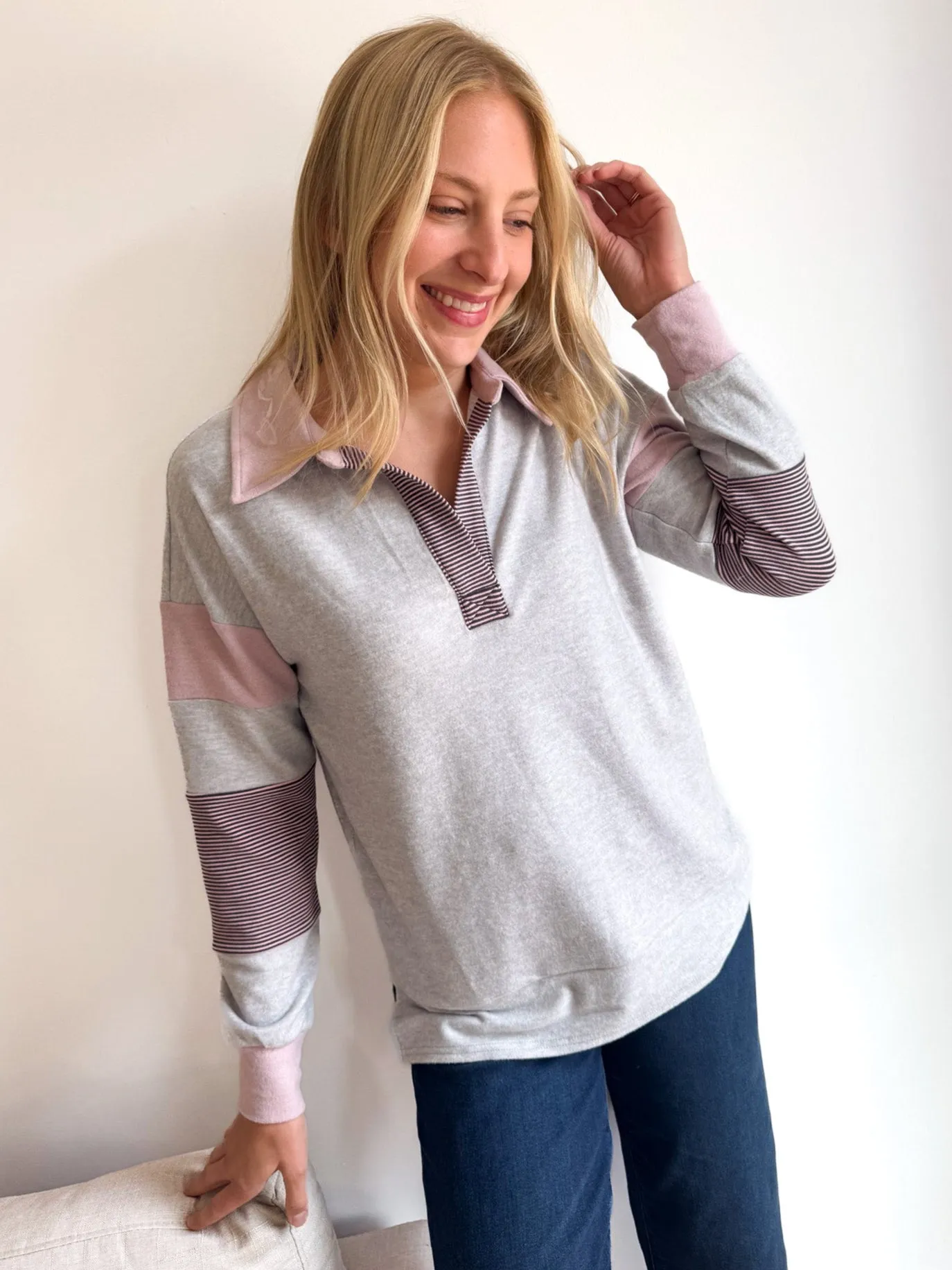 Phoebe Contrast Striped Pullover