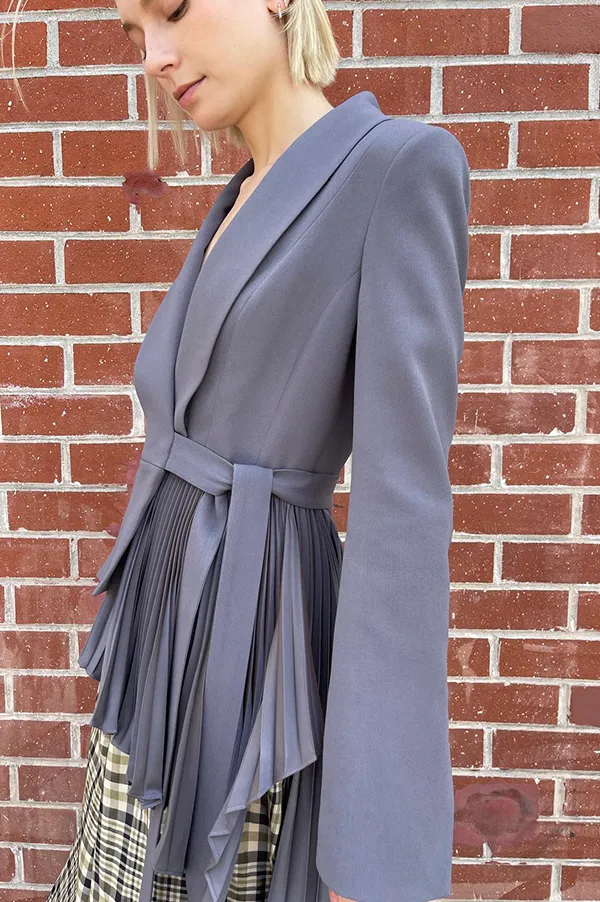 Signature Jacket with Pleats in Gray (Sold Out)