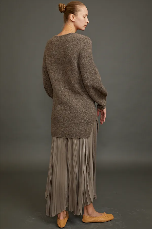 The Patch Pocket Tunic in Truffle Gray