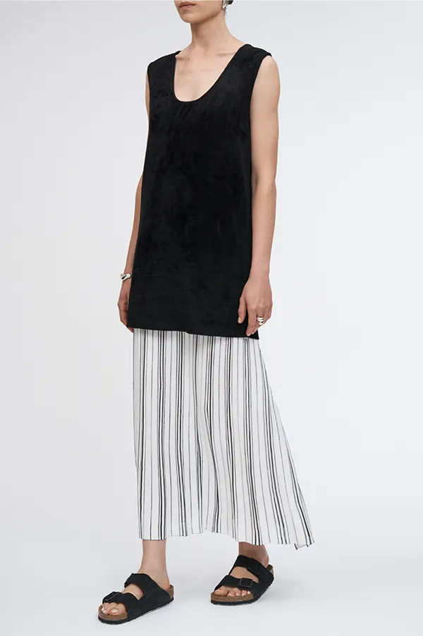 Variegated Pleat Skirt in Off White (Sold Out)