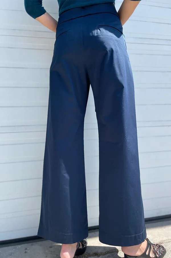 Wide Leg Pant with Belt in Navy