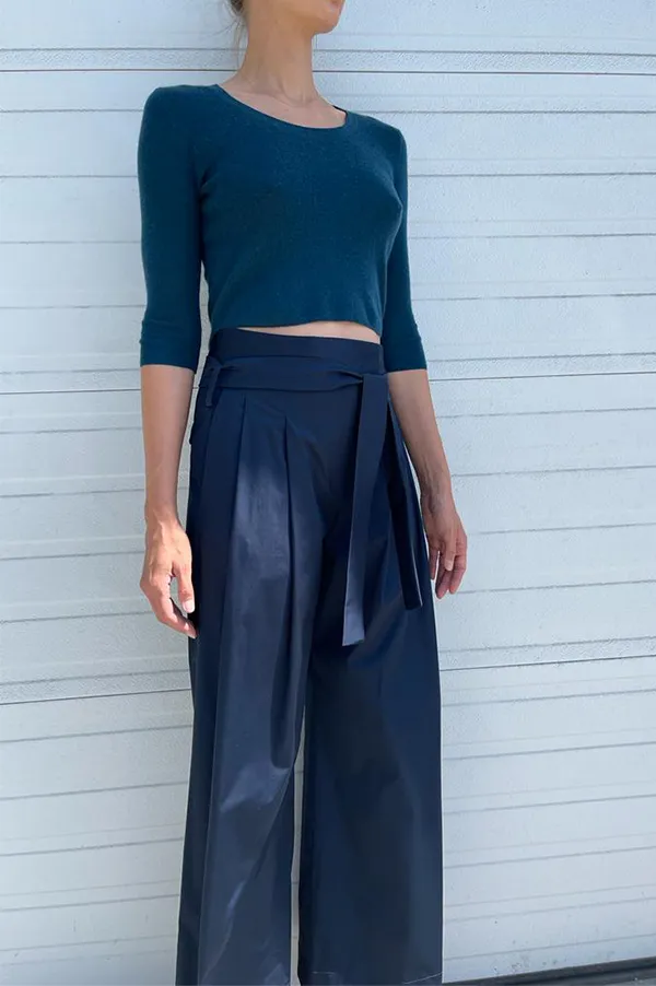 Wide Leg Pant with Belt in Navy