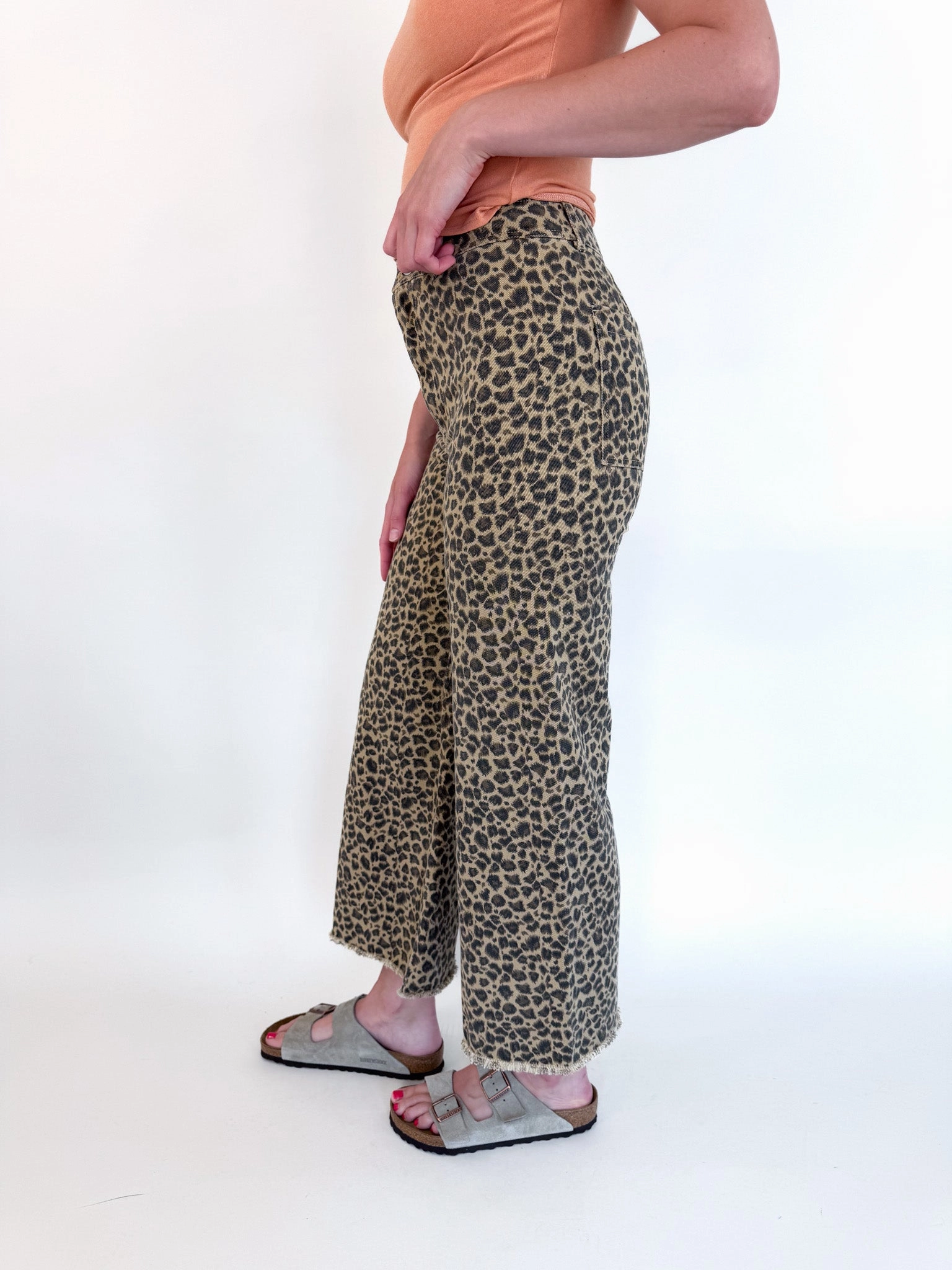 Wild Leopard Mid Rise Pant
