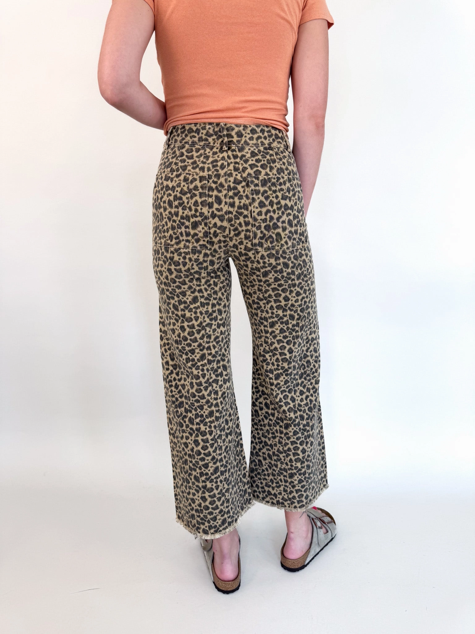 Wild Leopard Mid Rise Pant