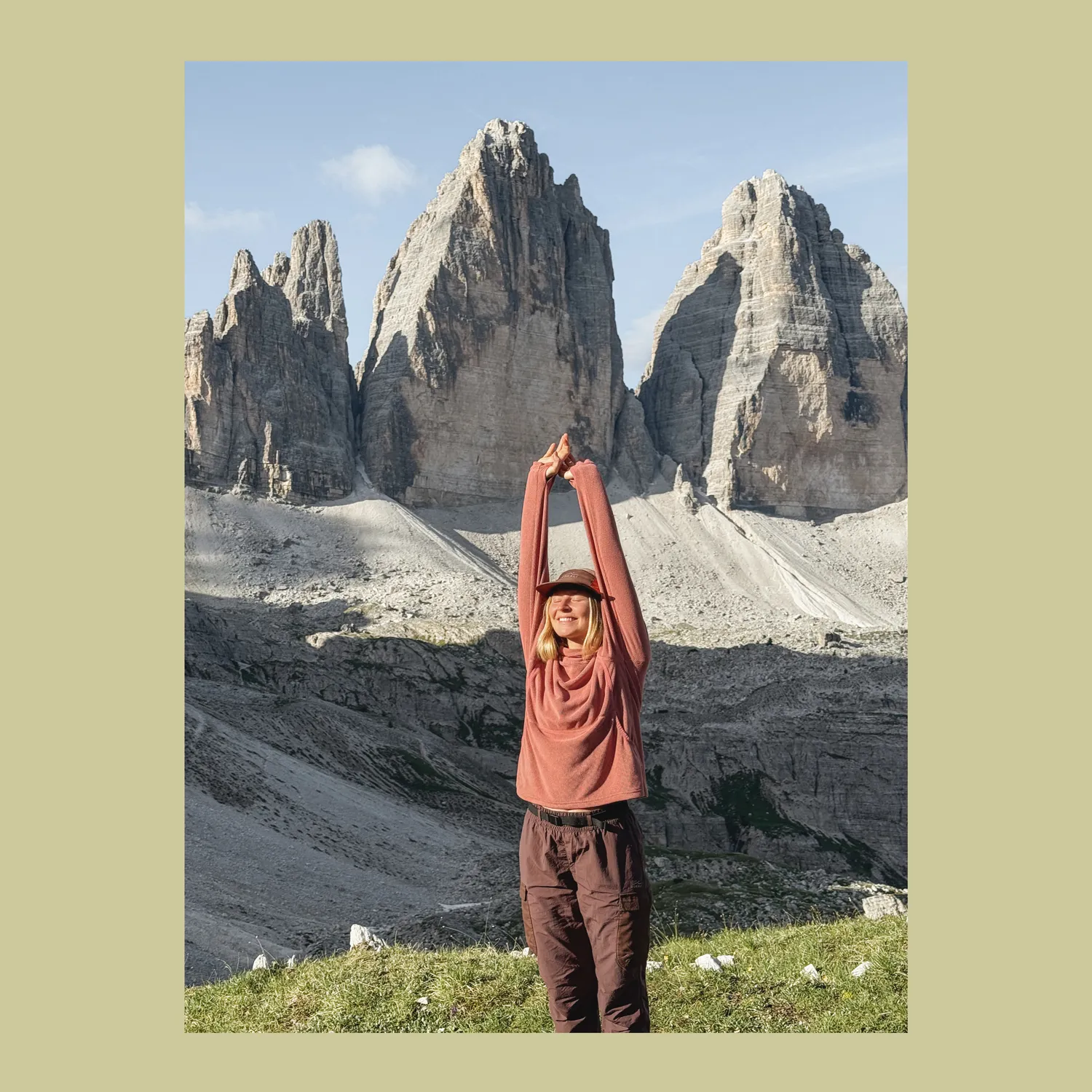 Womens Air-Grid Fleece Rice Flower